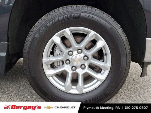 Certified 2022 Chevrolet Silverado 1500 LT AWD/4WD image 10