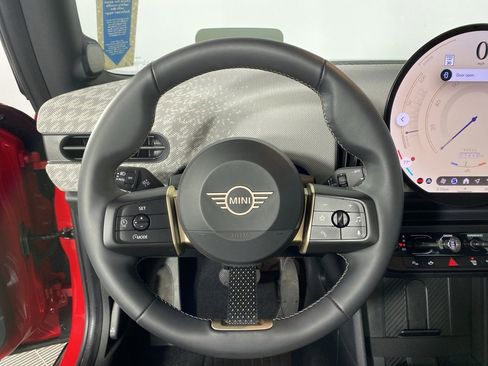 Used 2025 MINI Cooper S image 8