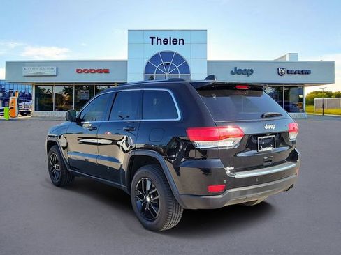 Used 2017 Jeep Grand Cherokee Limited image 3