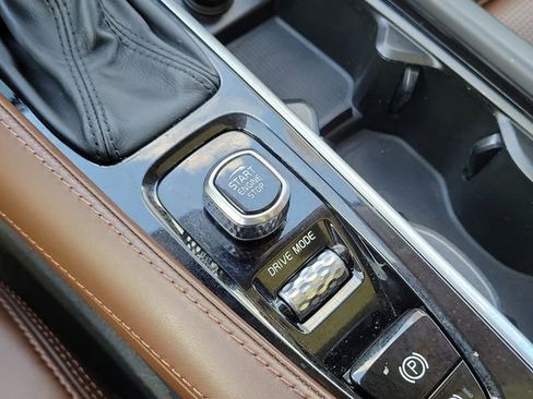 Used 2019 Volvo XC90 T6 Inscription w/ Advanced Package image 28