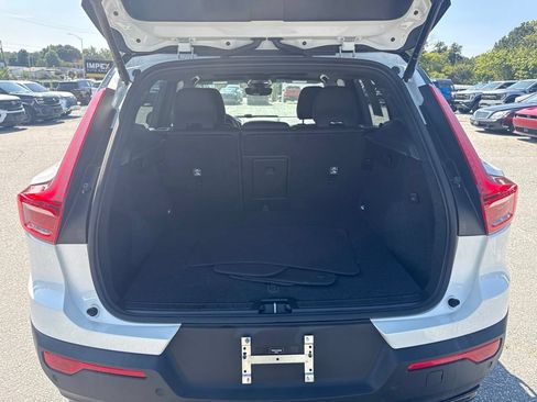Used 2023 Volvo XC40 Recharge Plus AWD/4WD image 21