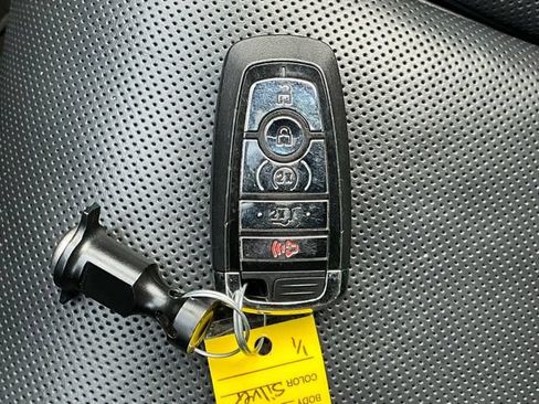 Used 2023 Lincoln Navigator Reserve AWD/4WD image 41