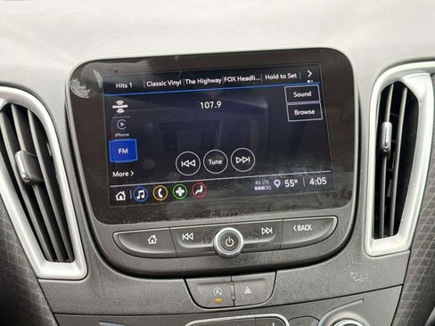 Used 2023 Chevrolet Malibu LT FWD image 23