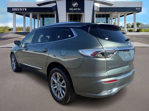 Used 2023 Buick Enclave Avenir w/ Avenir Technology Package image 5