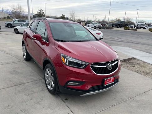 Used 2019 Buick Encore Essence w/ Experience Buick Package image 7