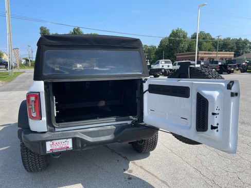 Used 2025 Ford Bronco Badlands AWD/4WD image 17