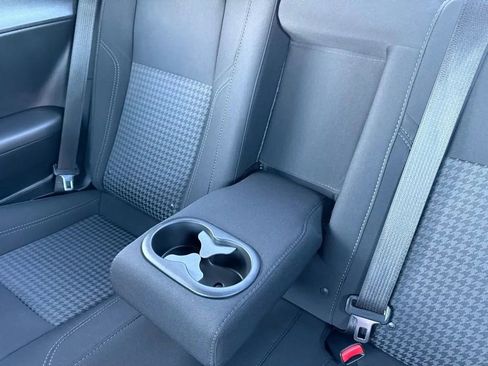 Used 2016 Dodge Challenger R/T w/ Driver Convenience Group image 43