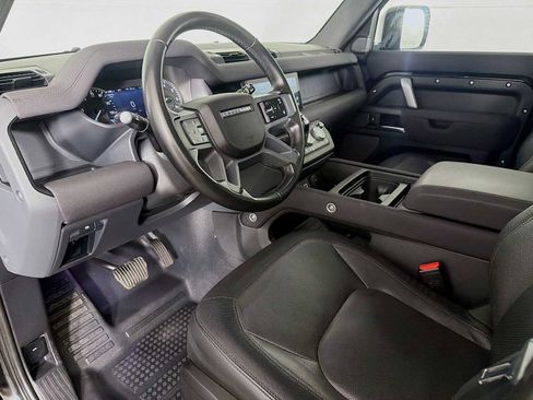 Used 2023 Land Rover Defender 110 X-Dynamic SE AWD/4WD image 9