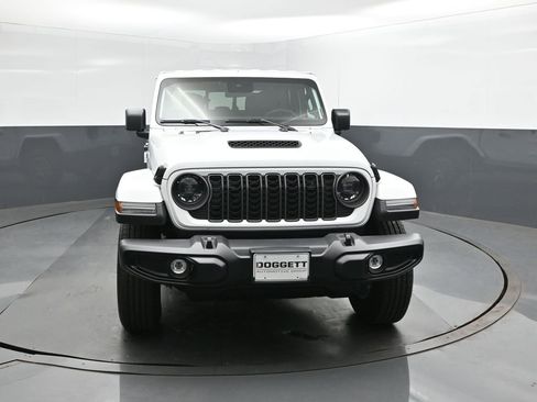 New 2025 Jeep Gladiator Sport AWD/4WD image 30