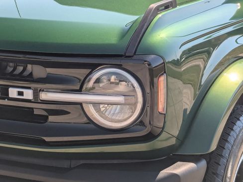 Used 2025 Ford Bronco Outer Banks AWD/4WD image 9