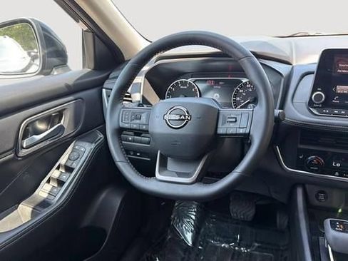 Used 2026 Nissan Rogue Dark Armor AWD/4WD image 12