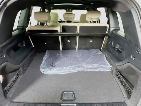 New 2025 Mercedes-Benz GLB 250 4MATIC image 25
