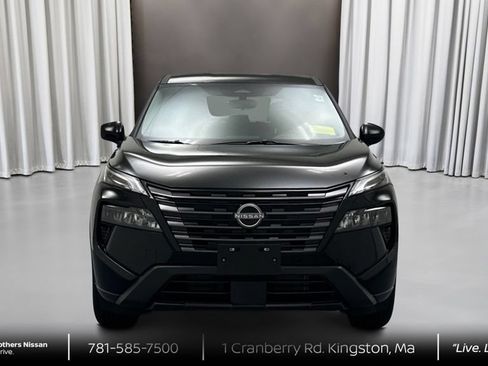 New 2026 Nissan Rogue SV AWD/4WD image 2