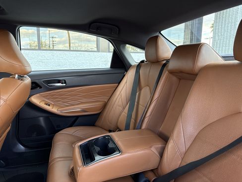 Used 2019 Toyota Avalon Limited w/ All Weather Liner Package image 32