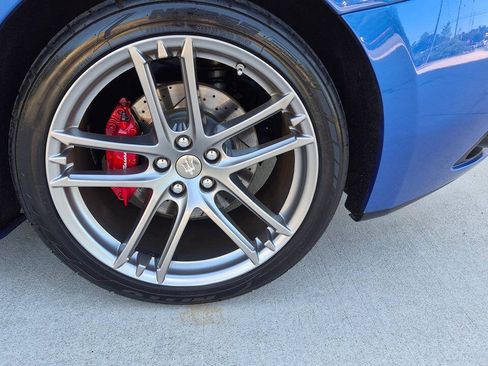 Used 2017 Maserati GranTurismo Sport RWD image 22
