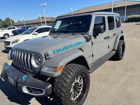 Used 2022 Jeep Wrangler Unlimited Sahara AWD/4WD image 2