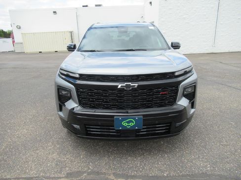 Certified 2024 Chevrolet Traverse RS w/ LPO, Floor Liner Package AWD/4WD image 2