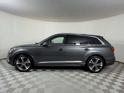 Used 2021 Audi Q7 3.0T Prestige AWD/4WD image 3