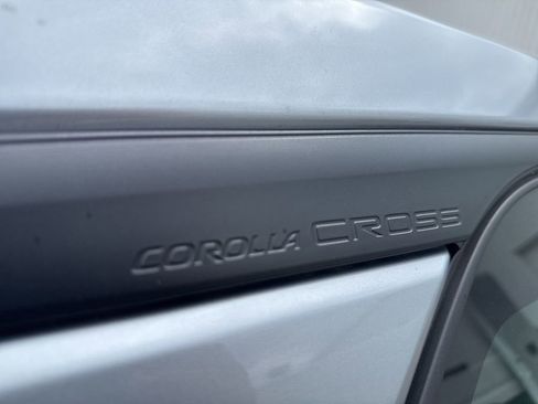 Used 2023 Toyota Corolla Cross L image 17