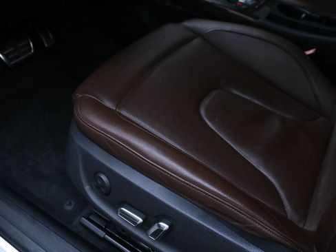 Used 2014 Audi S5 Prestige image 32