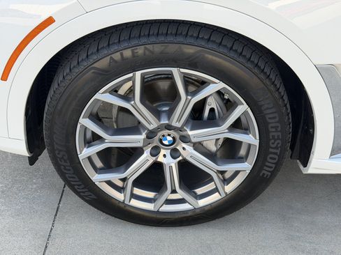 Used 2019 BMW X7 xDrive40i w/ Luxury Seating Package AWD/4WD image 9