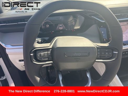 New 2026 Jeep Cherokee Laredo image 12