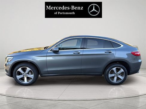 Used 2019 Mercedes-Benz GLC 300 4MATIC Coupe image 2