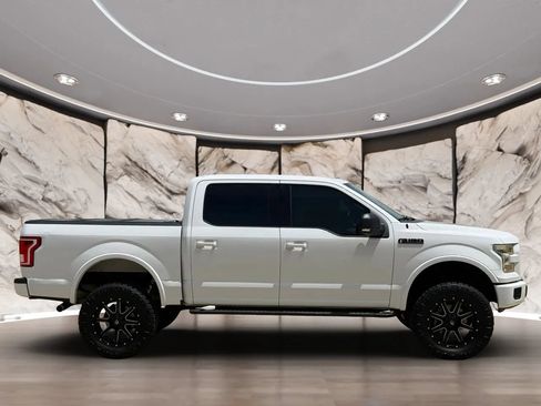 Used 2017 Ford F150 XLT w/ Equipment Group 302A Luxury RWD image 7