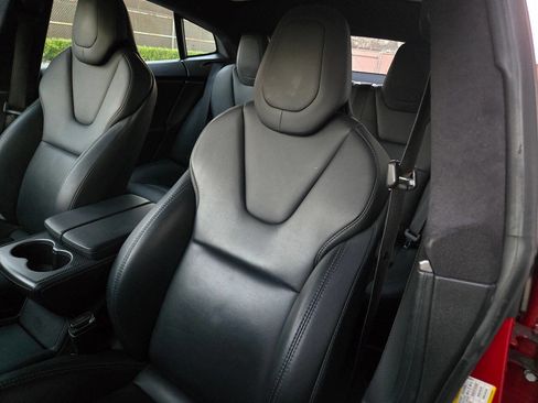 Used 2019 Tesla Model S Performance image 19