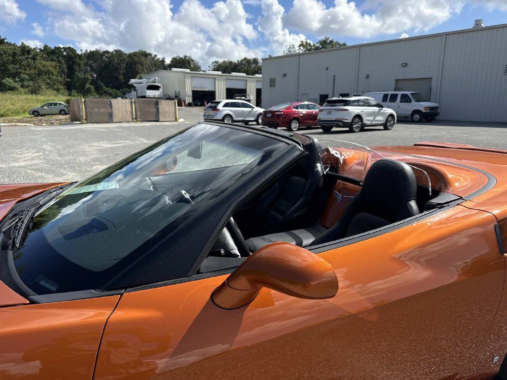Used 2007 Chevrolet Corvette Convertible w/ Preferred Equipment Group RWD image 8