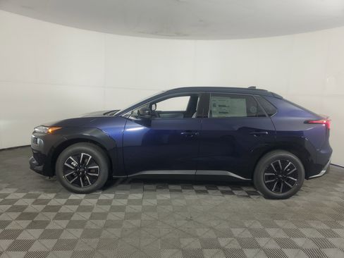 New 2026 Subaru Solterra Premium image 7