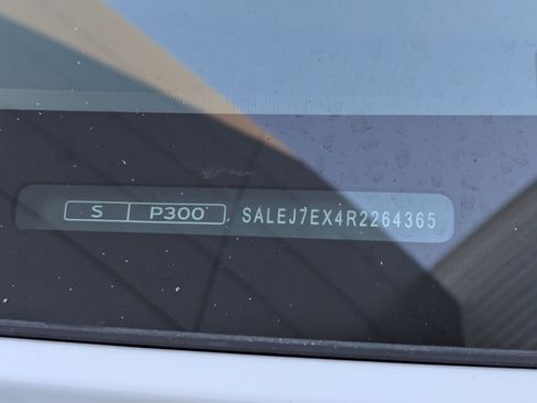 Certified 2024 Land Rover Defender 110 S image 34