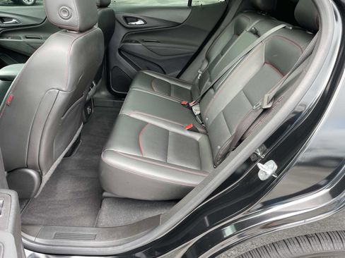 Used 2022 Chevrolet Equinox RS w/ RS Leather Package FWD image 12