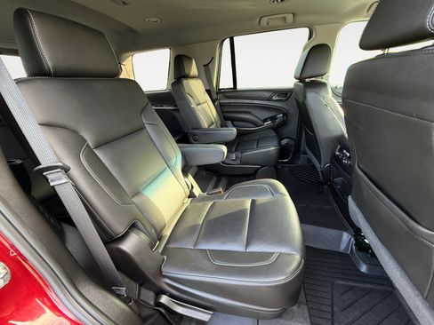 Used 2018 Chevrolet Tahoe LT image 18