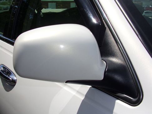 Used 2001 Lincoln Town Car Cartier RWD image 14