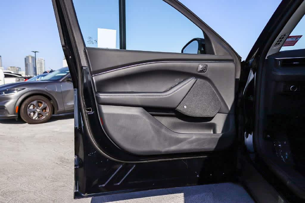 Used 2026 Ford Mustang Mach-E Premium w/ Technology Package RWD image 21