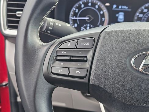 Certified 2022 Hyundai Venue SEL w/ Cargo Package image 26