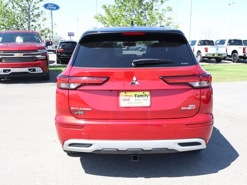 Used 2023 Mitsubishi Outlander SEL AWD/4WD image 6