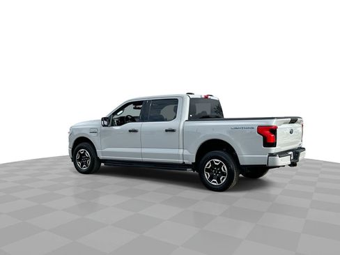 Used 2023 Ford F150 Lightning XLT image 6