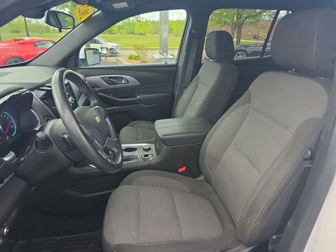 Certified 2023 Chevrolet Traverse LT AWD/4WD image 11