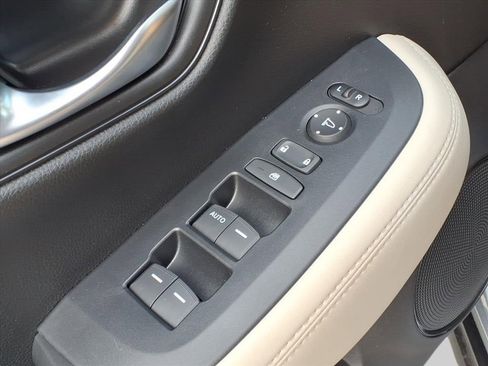 Used 2026 Honda HR-V LX image 31