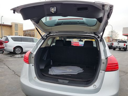 Used 2015 Nissan Rogue S w/ Convenience Package image 24