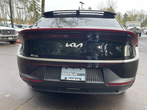 Used 2024 Kia EV6 Light image 6