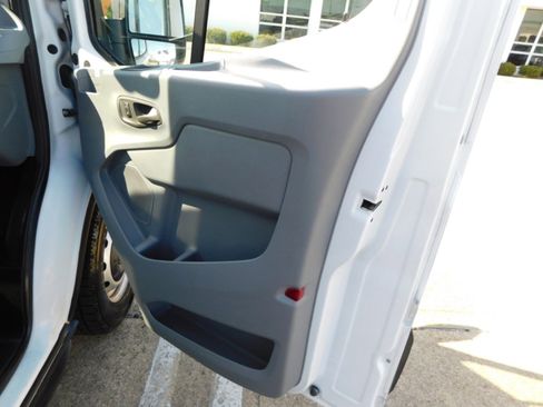 Used 2019 Ford Transit 150 130 Medium Roof image 21