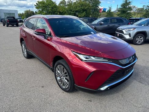 Used 2021 Toyota Venza XLE AWD/4WD image 11