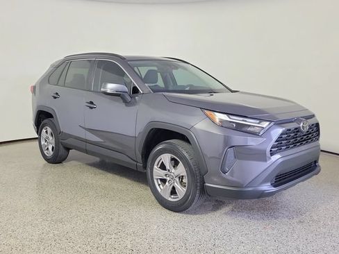 Used 2023 Toyota RAV4 XLE w/ Convenience Package FWD image 4