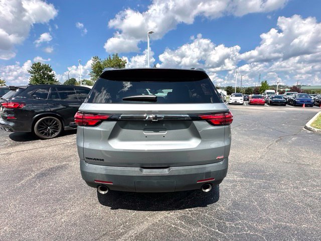 Used 2023 Chevrolet Traverse RS FWD image 10