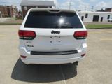 Used 2019 Jeep Grand Cherokee Altitude image 4
