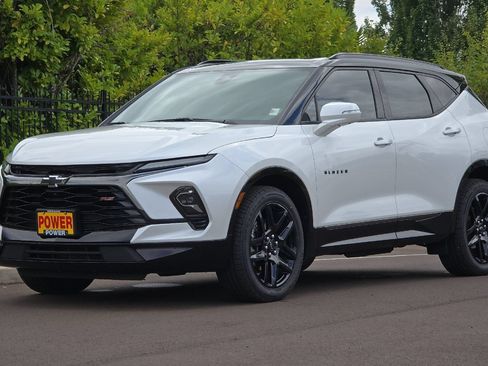 Used 2024 Chevrolet Blazer RS w/ Driver Confidence II Package AWD/4WD image 8