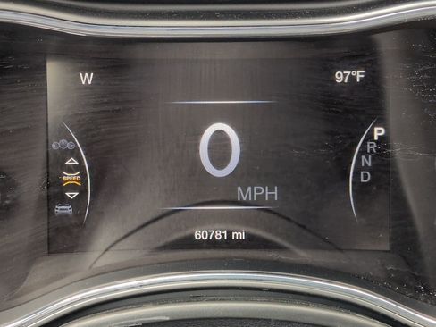 Used 2022 Jeep Grand Cherokee Laredo X AWD/4WD image 29